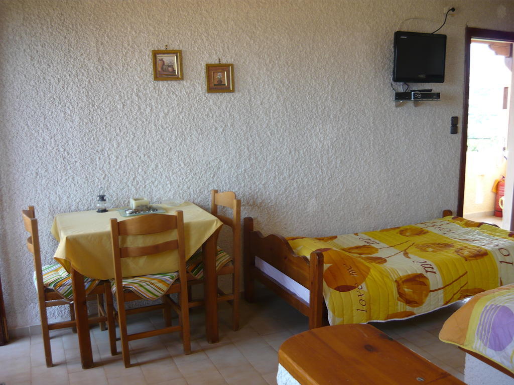 Villa Victoria Makrýgialos Zimmer foto
